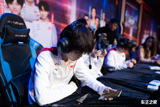 LPL最强打爷！Leyan斩获三连MVP 本赛季在iG也仅登场三小局！！